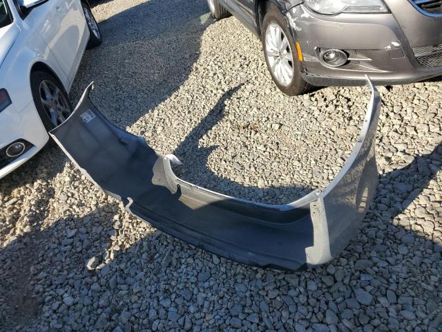 2T1BURHE8JC070385 - 2018 TOYOTA COROLLA L SILVER photo 12