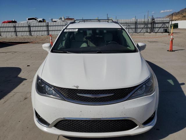 2C4RC1EG2HR577768 - 2017 CHRYSLER PACIFICA TOURING L PLUS WHITE photo 5