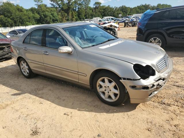 WDBRF61JX3A458335 - 2003 MERCEDES-BENZ C 240 棕色 照片 4
