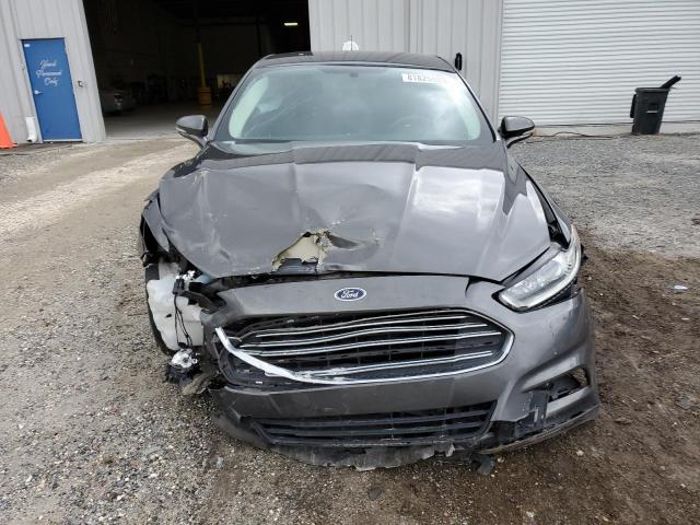 3FA6P0H76GR140738 - 2016 FORD FUSION SE GRAY photo 5