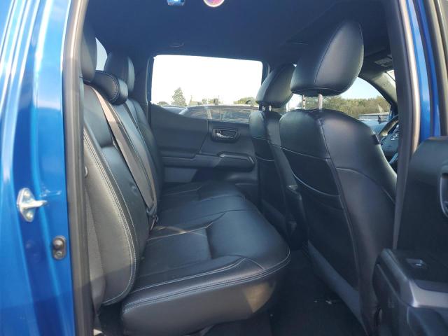 3TMCZ5AN6HM102745 - 2017 TOYOTA TACOMA DOUBLE CAB ლურჯი ფოტო 10