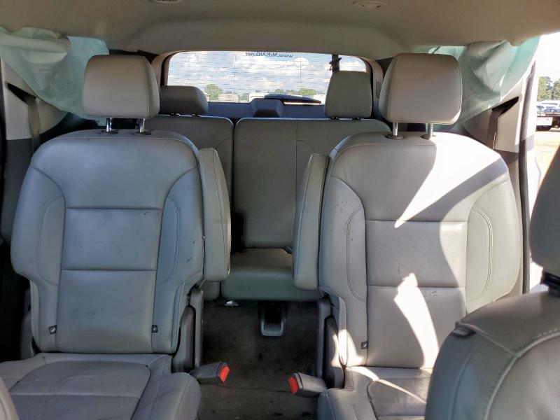 1GNERHKW3KJ208986 - 2019 CHEVROLET TRAVERSE LT Biały zdjęcie 10