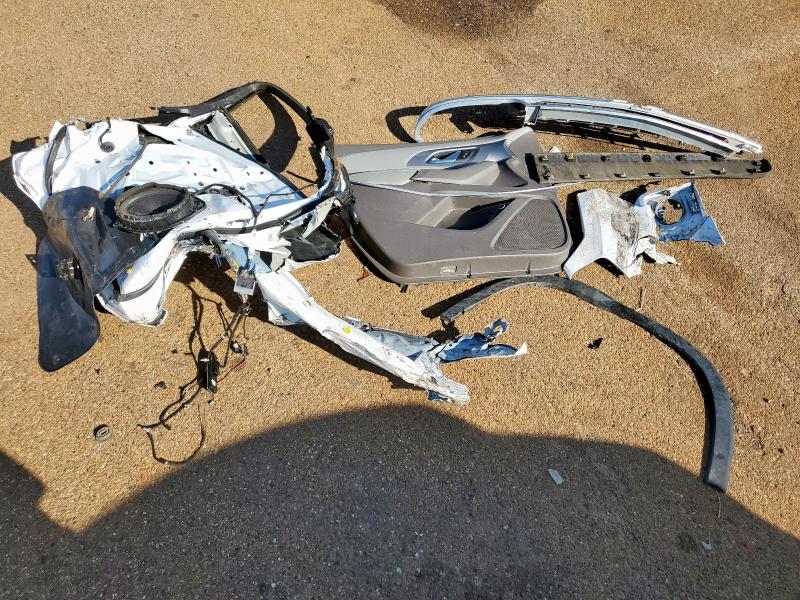 1GNERHKW3KJ208986 - 2019 CHEVROLET TRAVERSE LT Biały zdjęcie 13