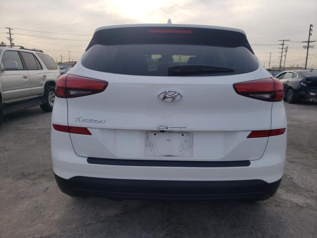 KM8J23A40LU209488 - 2020 HYUNDAI TUCSON SE WHITE photo 6