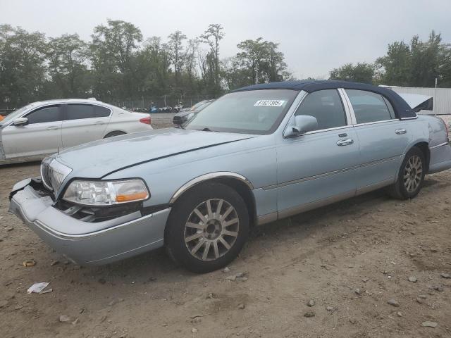 2007 LINCOLN TOWN CAR SIGNATURE, 