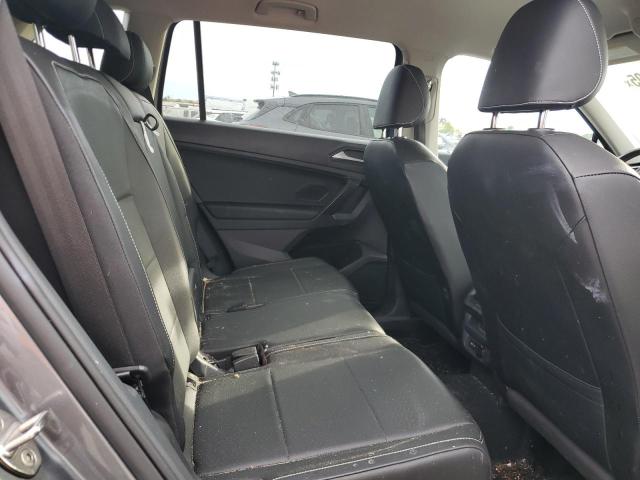 3VV2B7AX8MM158131 - 2021 VOLKSWAGEN TIGUAN SE رمادي صورة 11
