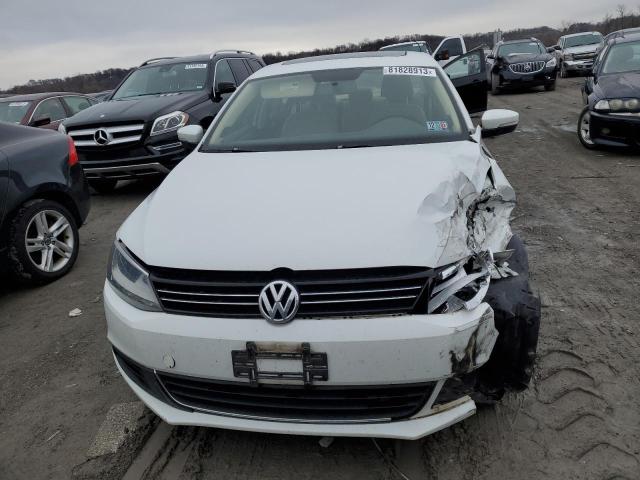 3VWLL7AJ3EM426724 - 2014 VOLKSWAGEN JETTA TDI WHITE photo 5