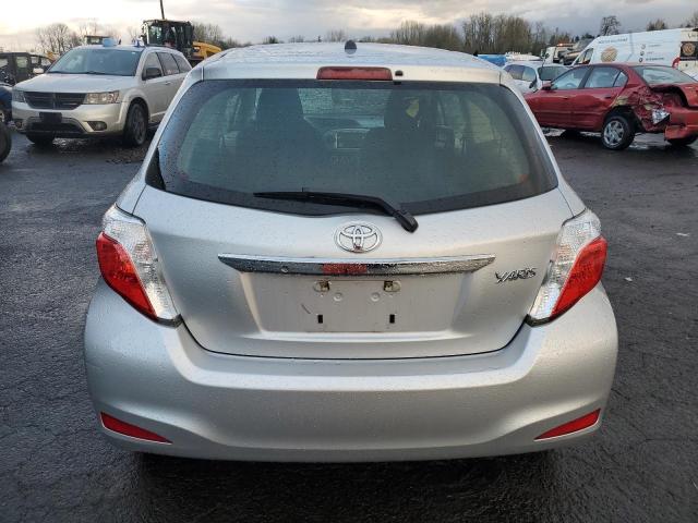 JTDJTUD34CD524756 - 2012 TOYOTA YARIS SILVER photo 6