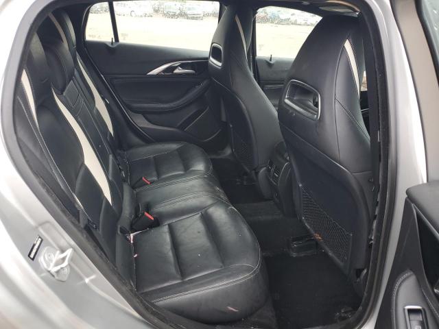 SJKCH5CP5HA036216 - 2017 INFINITI QX30 BASE SILVER photo 10