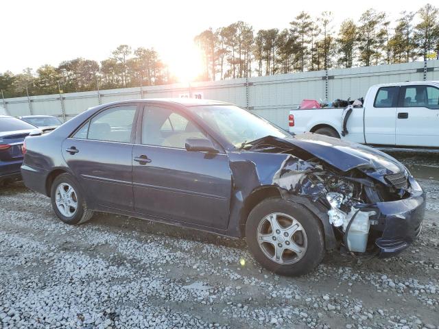 4T1BE32K34U349576 - 2004 TOYOTA CAMRY LE BLUE photo 4