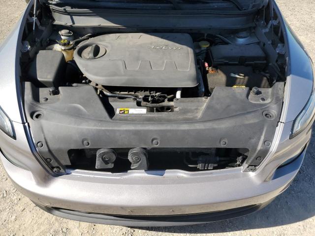 1C4PJLCS9EW105957 - 2014 JEEP CHEROKEE LATITUDE 银色 照片 11