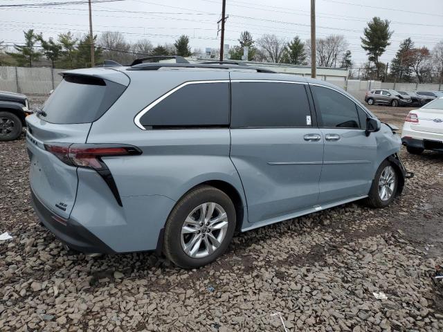 5TDCSKFC4PS091589 - 2023 TOYOTA SIENNA XSE BLUE photo 3