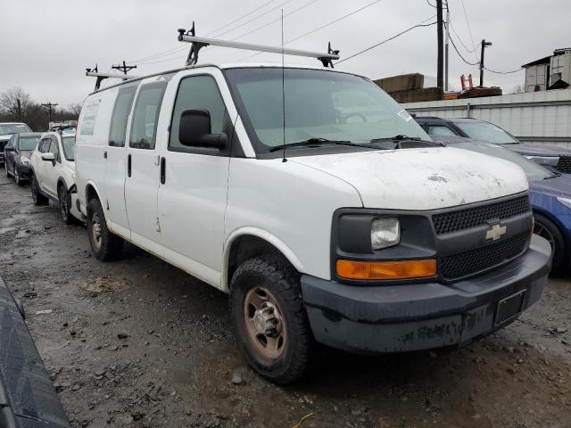 1GCGG25V071184189 - 2007 CHEVROLET EXPRESS WHITE photo 4