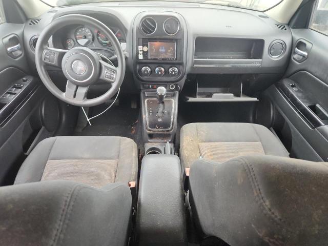 1C4NJPBA0CD520729 - 2012 JEEP PATRIOT SPORT WHITE photo 8