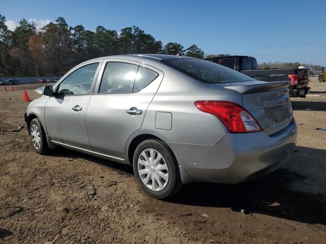 3N1CN7AP7DL849654 - 2013 NISSAN VERSA S SILVER photo 2