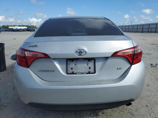 5YFBURHEXKP937612 - 2019 TOYOTA COROLLA L Argent photo 6