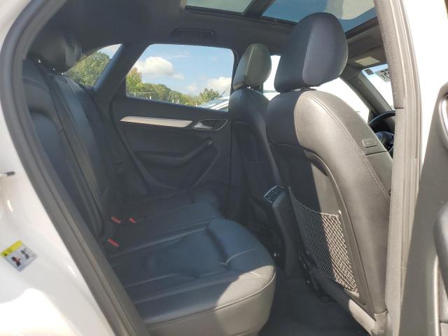 WA1ECCFS7JR022494 - 2018 AUDI Q3 PREMIUM 白色 照片 11