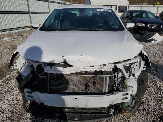 1G1ZD5ST8LF007045 - 2020 CHEVROLET MALIBU LT WHITE photo 5