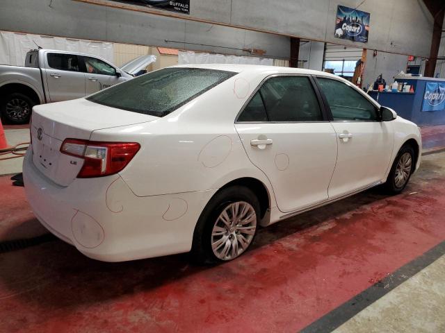 4T4BF1FK9ER405992 - 2014 TOYOTA CAMRY L WHITE photo 3