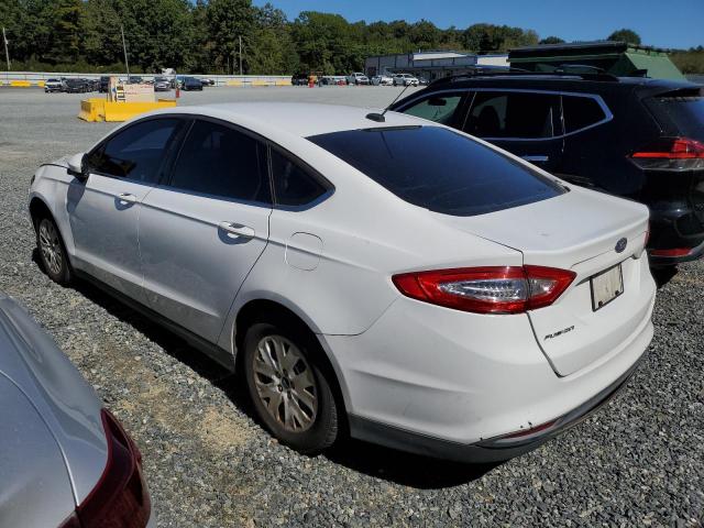 3FA6P0G70DR262878 - 2013 FORD FUSION S WHITE photo 2