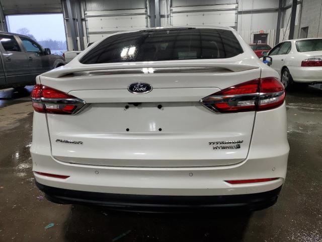 3FA6P0RUXKR244145 - 2019 FORD FUSION TITANIUM WHITE photo 6