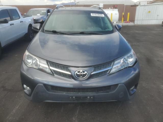 2T3WFREV6FW163841 - 2015 TOYOTA RAV4 XLE GRAY photo 5