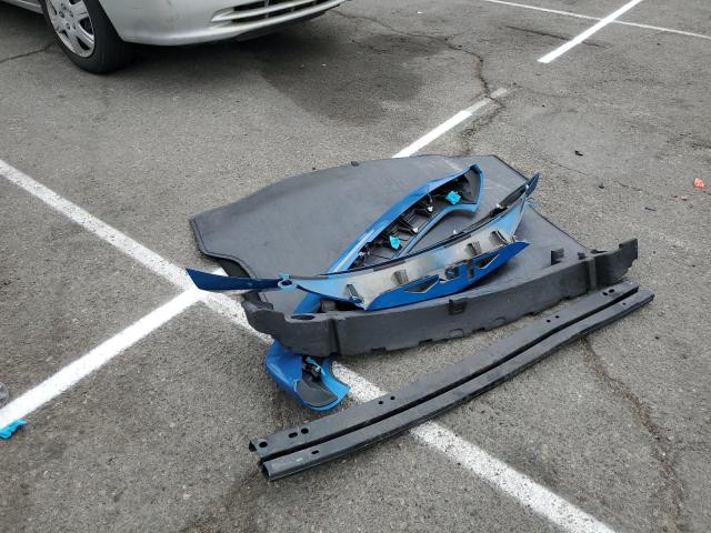 JTMZFREV0HJ103651 - 2017 TOYOTA RAV4 LE أزرق صورة 12