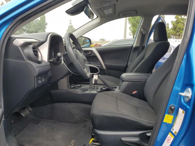 JTMZFREV0HJ103651 - 2017 TOYOTA RAV4 LE أزرق صورة 7