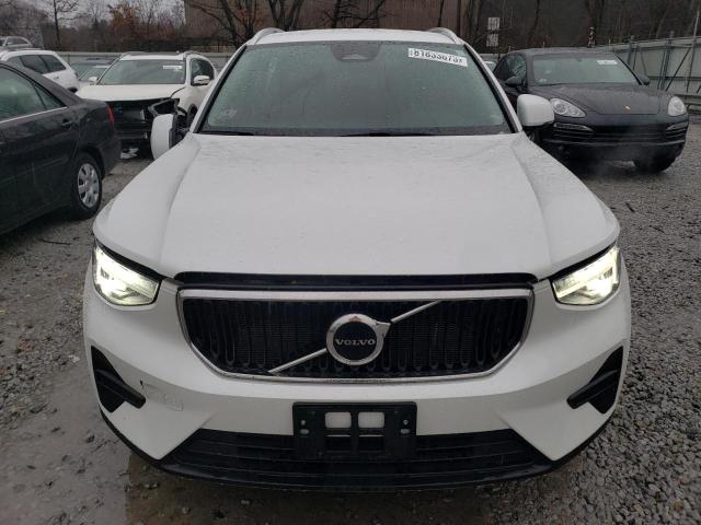 YV4L12UV2P2925001 - 2023 VOLVO XC40 CORE WHITE photo 5