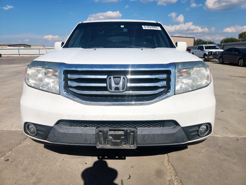 5FNYF3H56FB003692 - 2015 HONDA PILOT EXL WHITE photo 5