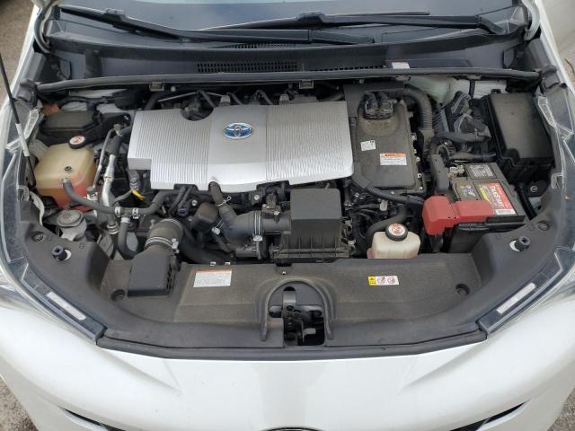 JTDKARFU9J3065644 - 2018 TOYOTA PRIUS WHITE photo 11