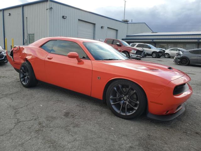 2C3CDZFJ4PH669775 - 2023 DODGE CHALLENGER R/T SCAT PACK ORANGE photo 4