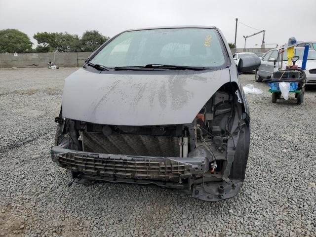 JHMGE8H53DC022544 - 2013 HONDA FIT SPORT GRAY photo 5