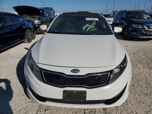 5XXGR4A66DG154084 - 2013 KIA OPTIMA SX WHITE photo 5