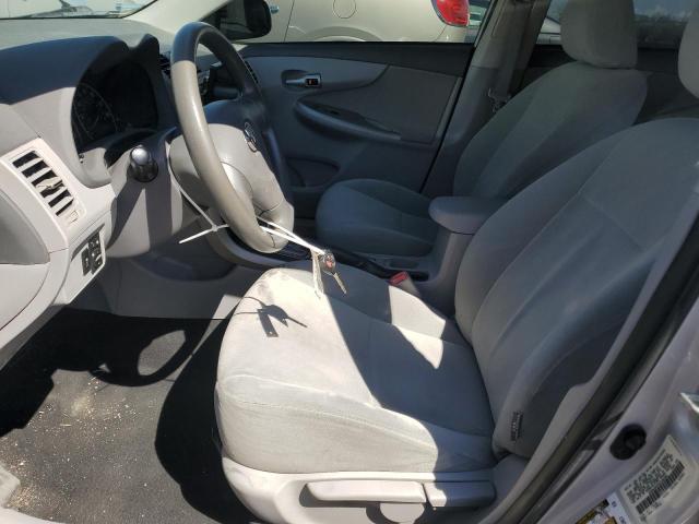 1NXBU4EE3AZ182596 - 2010 TOYOTA COROLLA BASE Gümüş foto 7