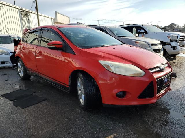 1FADP3K21DL146270 - 2013 FORD FOCUS SE RED photo 4