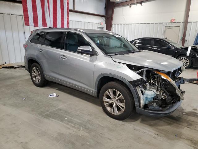 5TDKKRFH3FS112141 - 2015 TOYOTA HIGHLANDER XLE SILVER photo 4