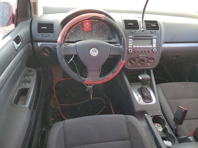 WVWDA71K38W265950 - 2008 VOLKSWAGEN RABBIT RED photo 8