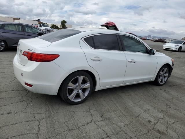 19VDE1F74EE012348 - 2014 ACURA ILX 20 TECH WHITE photo 3
