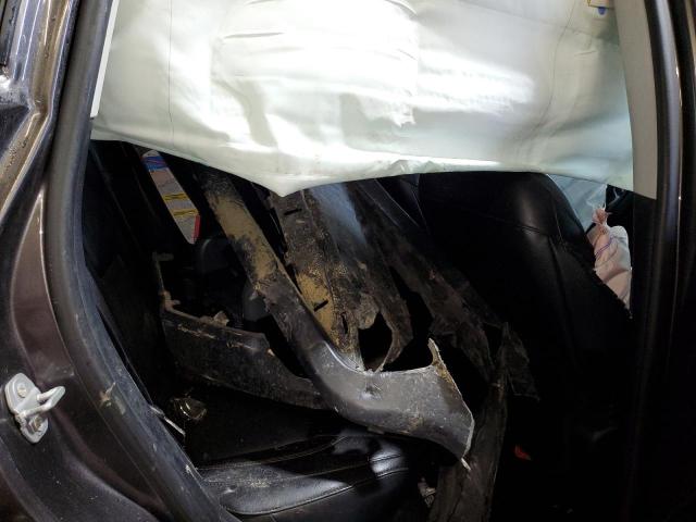 3C4NJDCB2JT175118 - 2018 JEEP COMPASS LIMITED CHARCOAL photo 11