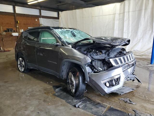 3C4NJDCB2JT175118 - 2018 JEEP COMPASS LIMITED CHARCOAL photo 4