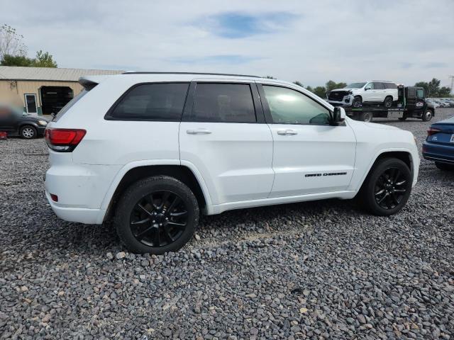 1C4RJFAG6JC420722 - 2018 JEEP GRAND CHER LAREDO თეთრი ფოტო 3