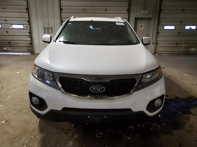 5XYKU4A65DG333477 - 2013 KIA SORENTO EX WHITE photo 5