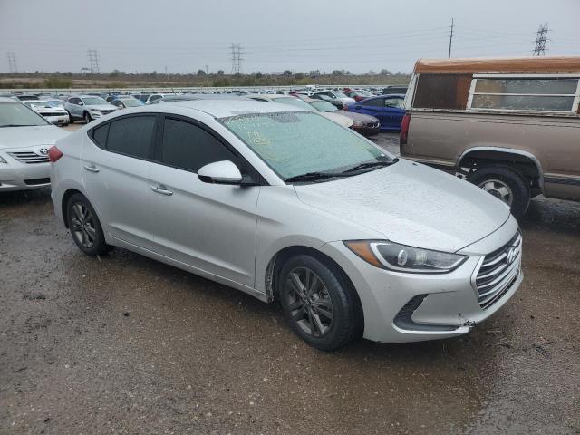 5NPD84LF0HH045620 - 2017 HYUNDAI ELANTRA SE SILVER photo 4