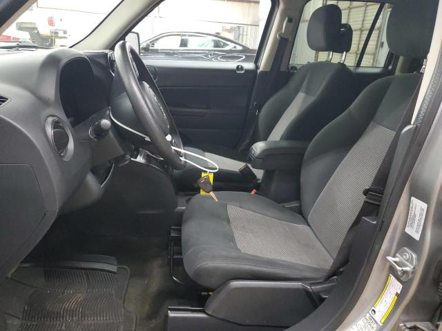 1C4NJPBA1GD513441 - 2016 JEEP PATRIOT SPORT SILVER photo 7