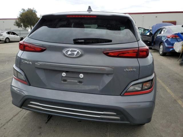 KM8K23AG1PU179180 - 2023 HYUNDAI KONA SE GRAY photo 6