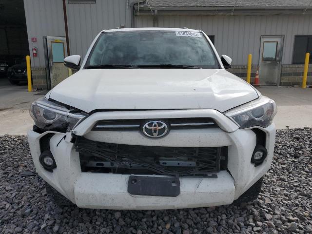 JTENU5JRXM5842353 - 2021 TOYOTA 4RUNNER SR5/SR5 PREMIUM Blanc photo 5
