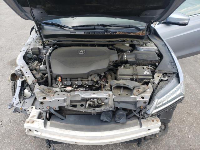19UUB2F59FA008905 - 2015 ACURA TLX TECH SILVER photo 11