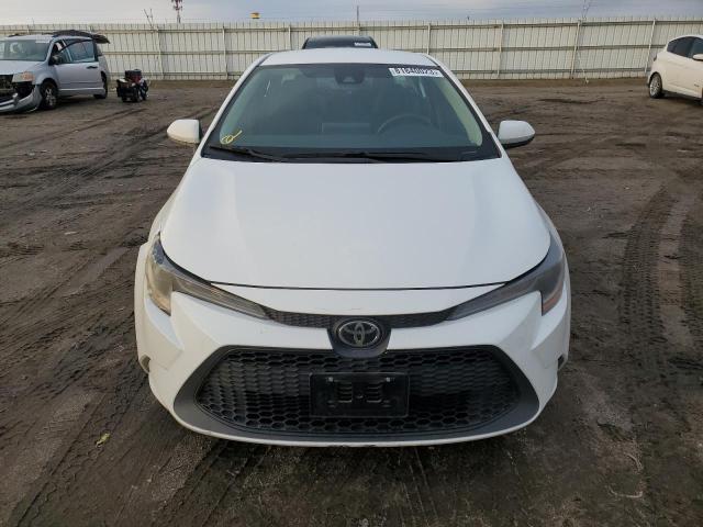 5YFEPMAE3MP223678 - 2021 TOYOTA COROLLA LE WHITE photo 5