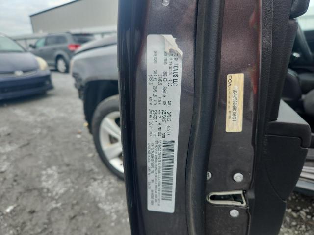 1C4NJDBB4GD756071 - 2016 JEEP COMPASS SPORT Серый фото 13